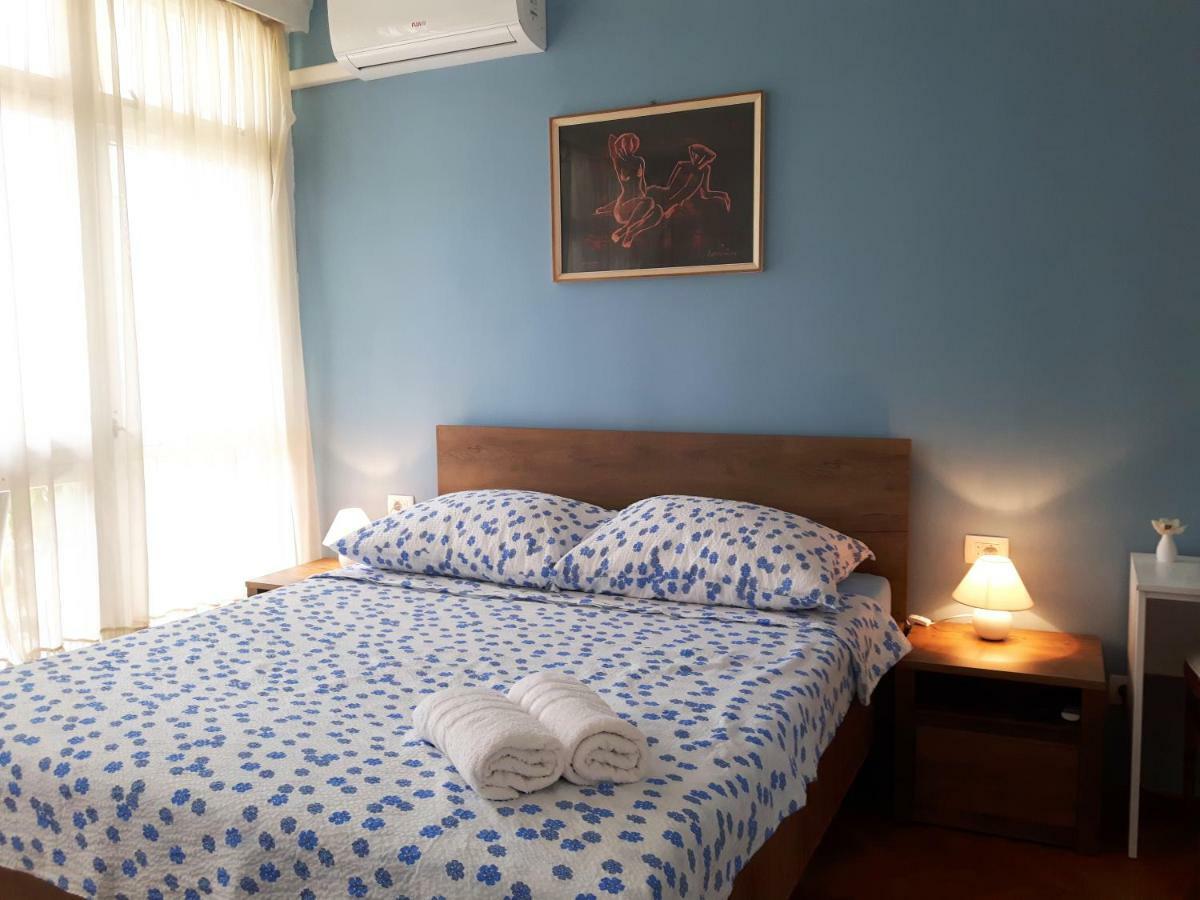 Tajc Rooms Spalato Esterno foto