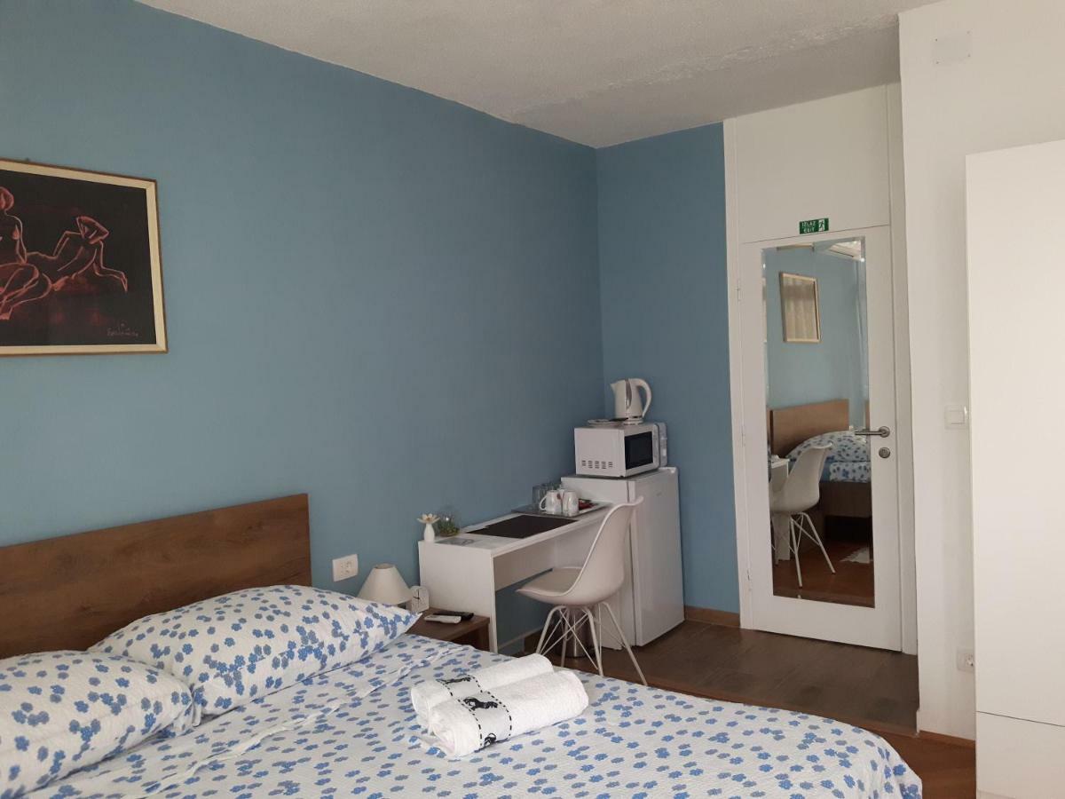 Tajc Rooms Spalato Esterno foto